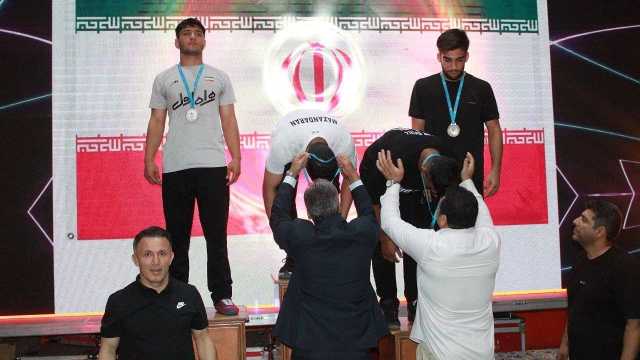 پایان روز نخست مسابقات بین المللی کشتی فرنگی در کرمان