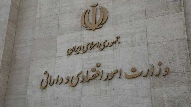 برنامه‌ریزی برای اصلاح فرایند‌های واردات در بنادر به وزارت اقتصاد سپرده شد