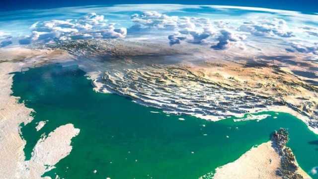 پاسخ وزیر علوم در قشم به یاوه‌گویی‌ها درباره خلیج فارس