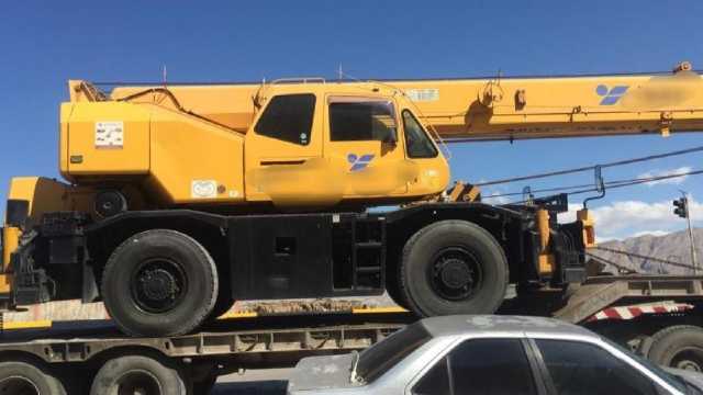 کشف جرثقیل 80 میلیارد ریالی قاچاق در خنج