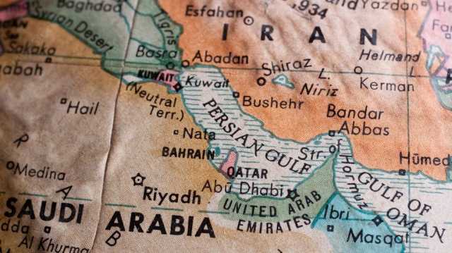 کشورهای عربی در حال ربودن مرجعیت علمی مطالعات خلیج فارس از ایران
