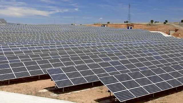 احداث نیروگاه‌های انرژی خورشیدی در 22 نقطه از اردبیل