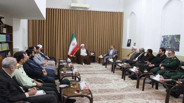 انقلاب اسلامی میراث ماندگار امام خمینی (ره) است