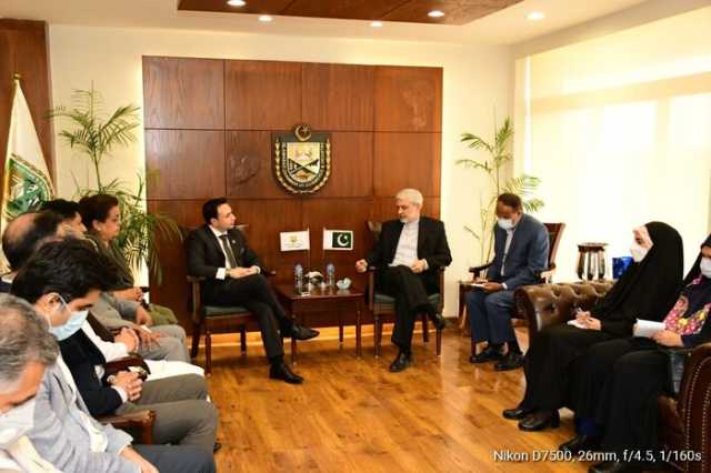 پیام آذری