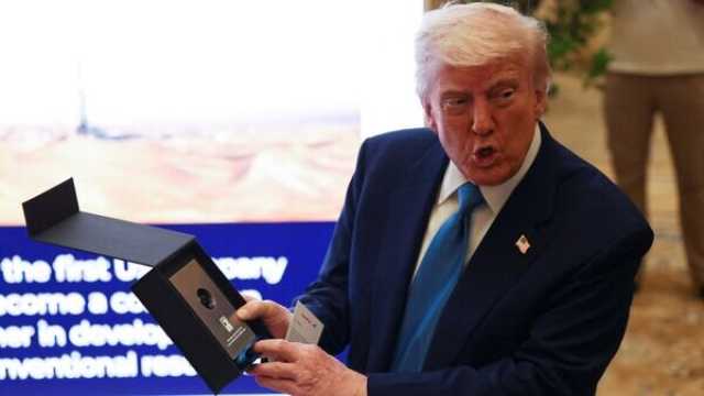 تریلیون‌ها دلار پول یا نمایش سیاسی؟ حقیقت قراردادهای عربستان، قطر و امارات با آمریکا