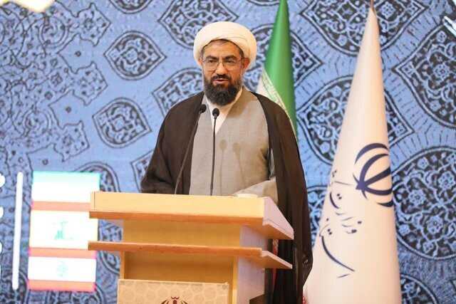 یک امام جمعه در واکنش به ادعای ترامپ در مورد پیشرفت کشورهای عربی: عربستان اندیشه تولید ندارد | آنها راه تولید را یاد نگرفتند