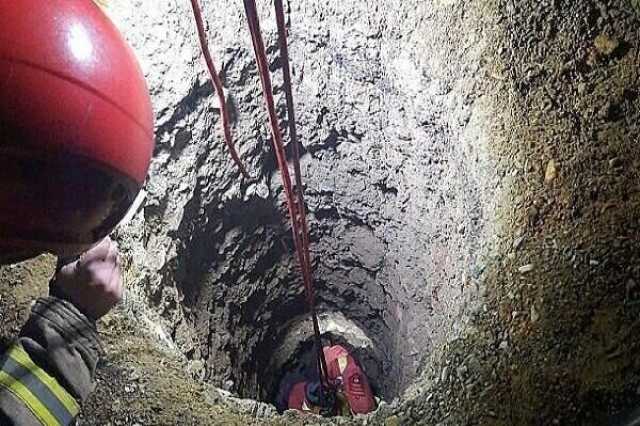 فیلم سقوط وحشتناک اعضای یک خانواده درون چاه در لرستان؛ همه اعضای خانواده جان باختند
