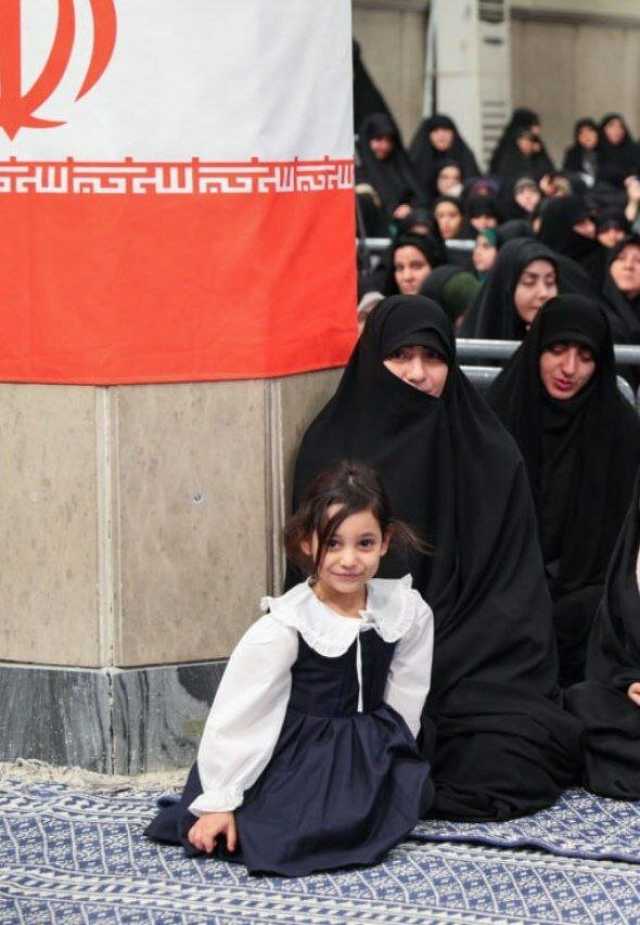 پیام آذری