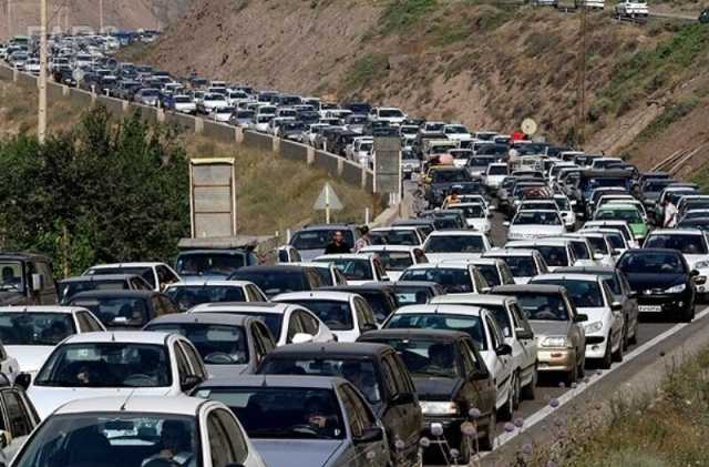 آخرین وضعیت جاده‌های کشور | ترافیک نیمه‌سنگین در ۷ محور مواصلاتی | بارش باران در ۳ جاده