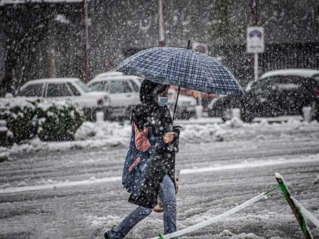 کولاک برف و باران شدید کشور را فرامی‌گیرد | این استان‌ها از فردا تا دوشنبه آینده یخ می‌زنند