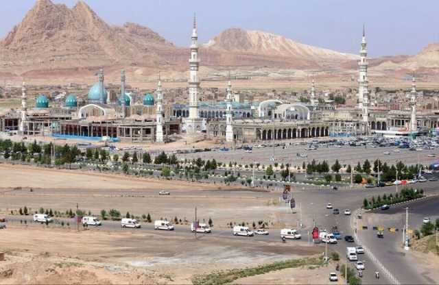 انجام بهسازی خیابان ظهور در آستانه جشن بزرگ نیمه شعبان در قم