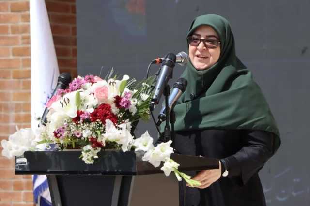 همه ما باید برای ساختن ایران تلاش کنیم