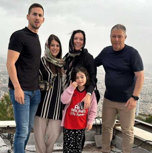 پیام آذری