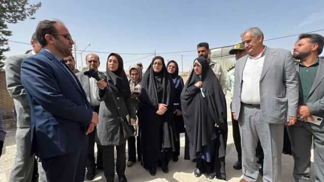 بازدید معاون رئیس‌جمهور از مرکز اورژانس اجتماعی گیلانغرب