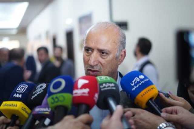 تاج: شاید برخی از باشگاه‌های مهم نتوانند مجوز حرفه‌ای بگیرند