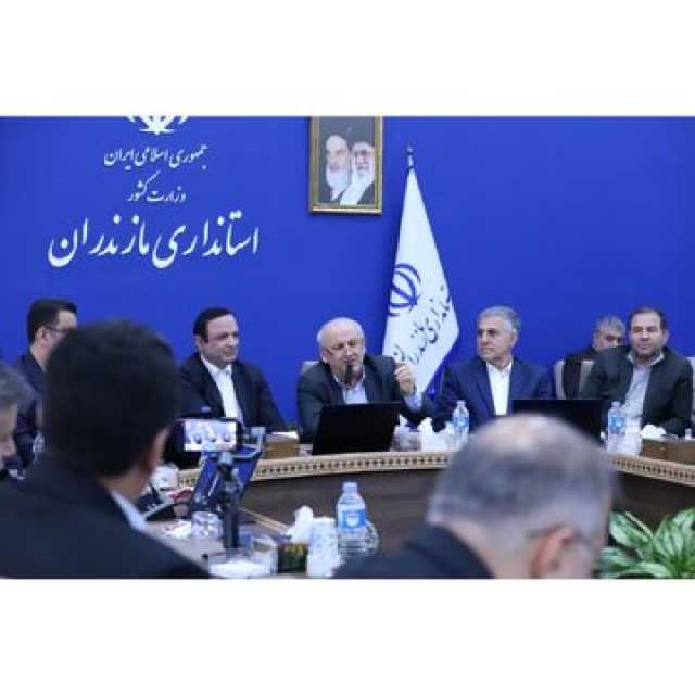 یونسی رستمی: تمرکز بر صادرات و سرمایه گذاری، راه‌حل جبران عقب‌ماندگی‌های اقتصادی مازندران