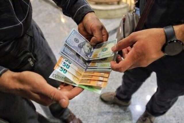 نظر نوبخت درباره سقف افزایش نرخ دلار/ گفته بودیم اگر توافق نشود، سال 1404 نرخ ارز به چه عددی می‌رسد!