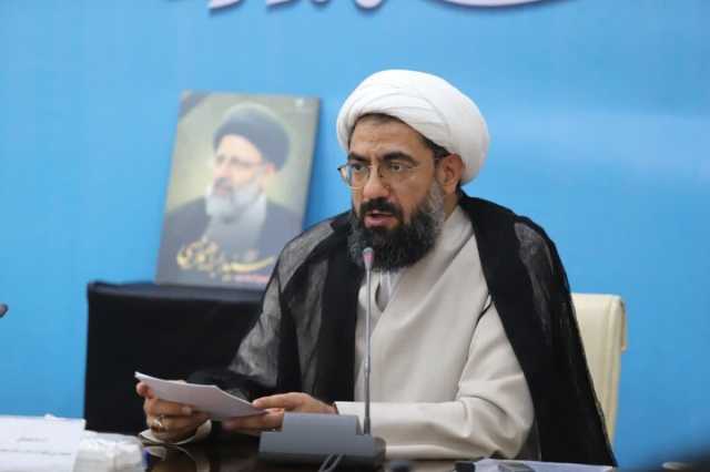 امروز به افرادی نیاز داریم که در راستای جهاد تبیین حرکت کنند