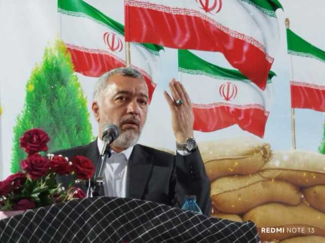 شهدا از هویت ملی دفاع کردند