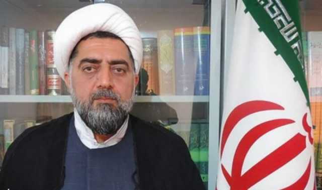 اندیشه های حضرت امام خمینی (ره) در جامعه تبیین شود