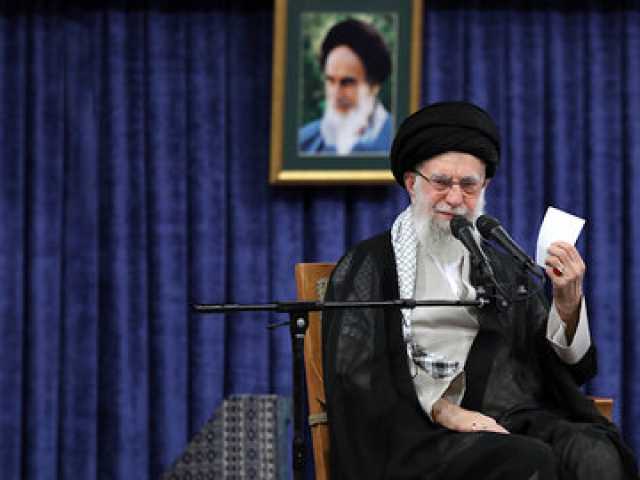 رهبر انقلاب: جمهوری اسلامی منتظر اجازه هیچ‌کس برای غنی‌سازی نیست