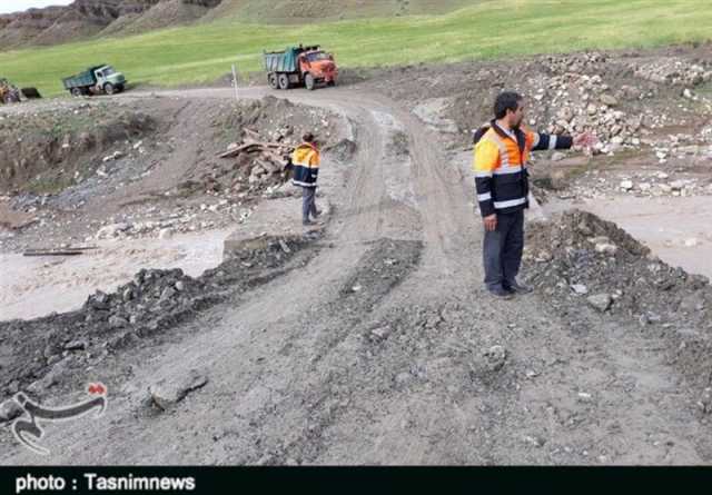 آماده‌باش ۴۰۰ نیروی راهداری لرستان/ محورهای مواصلاتی باز است