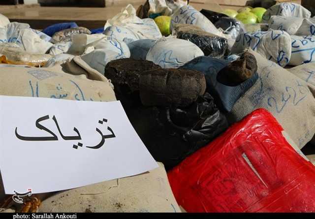 کشف تریاک با کار مشترک پلیس یزد و خراسان رضوی