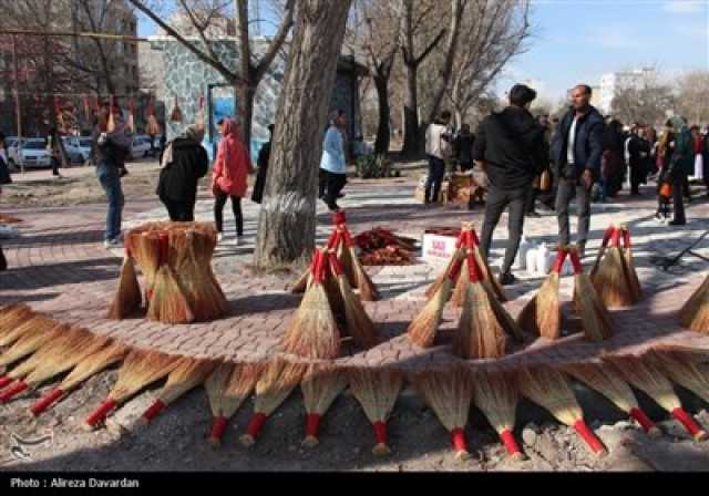 پیام آذری