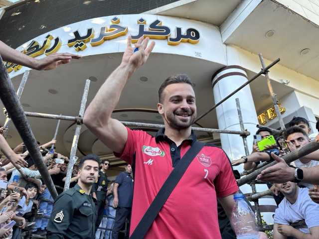 بازیکنان پرسپولیس برای برد مقابل خیبر خرم آباد روحیه گرفتند / عکس