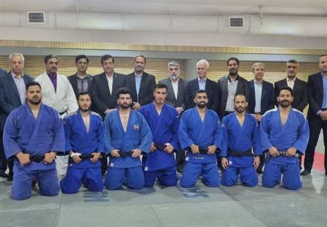 بازدید وزیر ورزش و جوانان از اردوهای آمادگی ورزش‌های کارگری