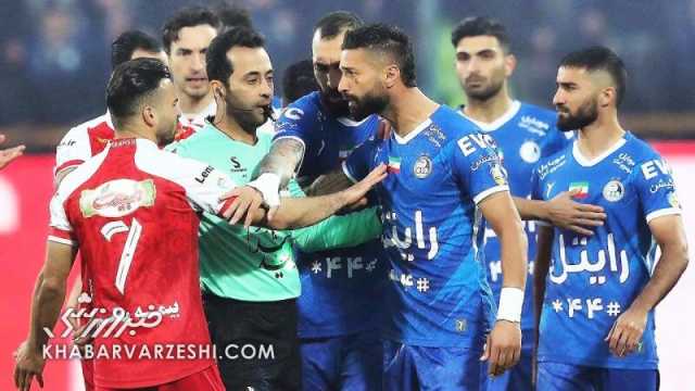 مدافع استقلال انزلی را شیراز ترجیح داد!