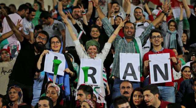 ورزشگاه‌ها رنگ خانواده می‌گیرند؟/ طرح جدید دولت: ایجاد زون خانوادگی در استادیوم!