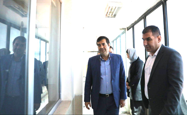 عیادت وزیر ورزش و رئیس فدراسیون بوکس از جاسم دلاوری