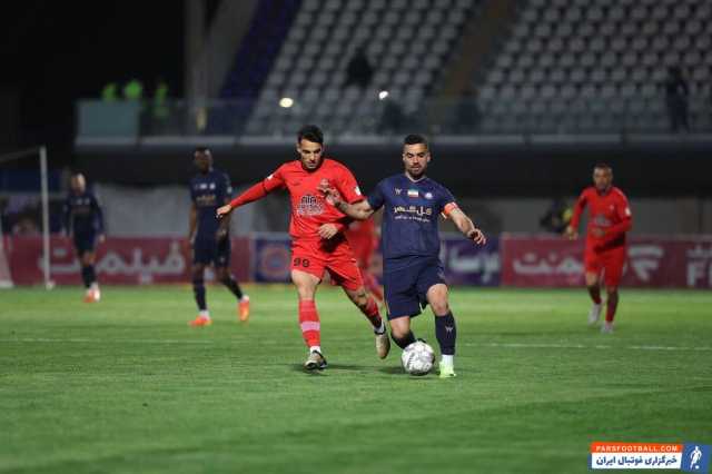 پوستر فوق العاده گل گهر با تصاویر قهرمانان ملی ایران