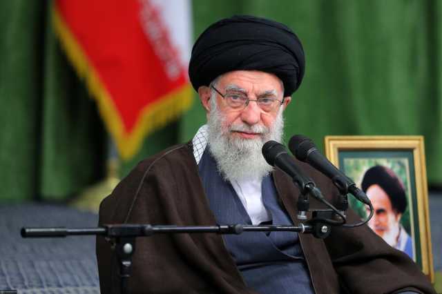 دیدار کارگزاران حج و جمعی از زائران بیت‌‌الله‌الحرام با رهبر انقلاب
